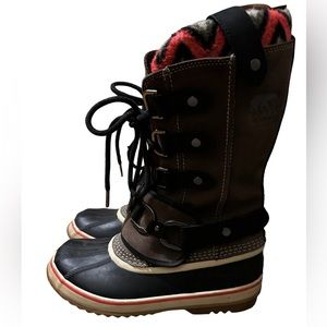 Gently Pre-owned SOREL Womens Joan of Arctic Knit Premium II Snow Boots Size 8.5
